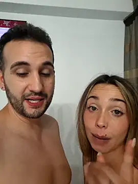 Czat XXX na żywo – space_couple