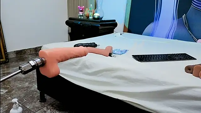 CAROLSEXYJ 现场XXX聊天