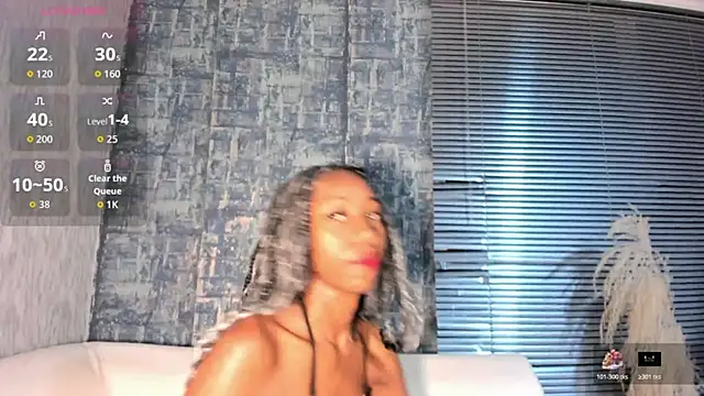 NathalyLeen 现场XXX聊天