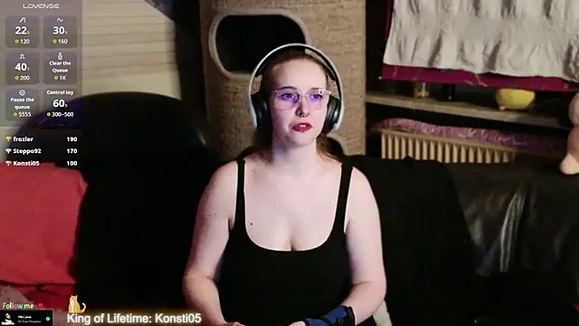 GamerGirl_Eve: онлайн-секс-чат