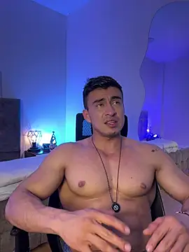 Chat +18 de Chris_Clarck ao vivo