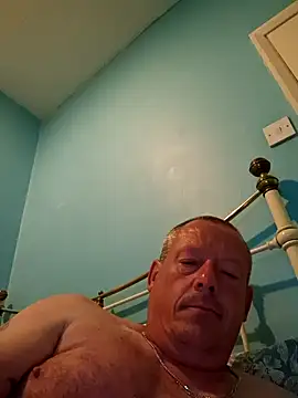 XXX chat uživo modela Tyson120