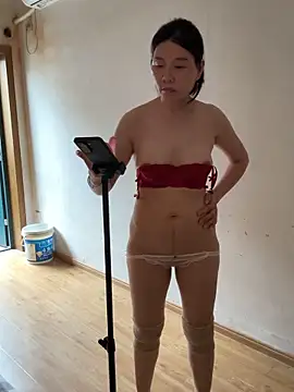 xiiuuff18's Live XXX Chat