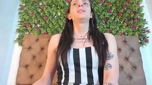 Онлайн чат XXX Lux_Royse