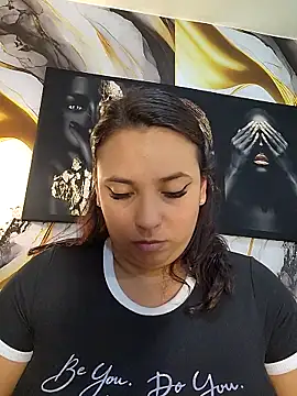 LizzRouse 即時 XXX 聊天