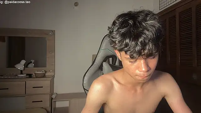 XXX chat uživo modela OopsAgain_
