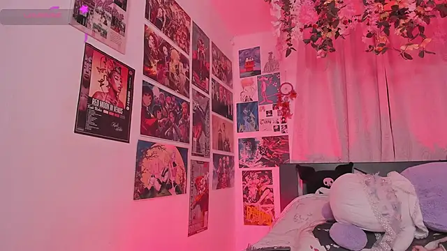 צ'אט XXX בשידור חי של MissCurvyTop