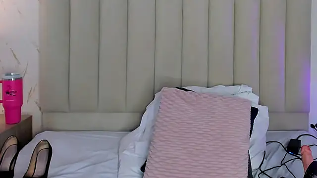 ViolettaRousee_ 现场XXX聊天