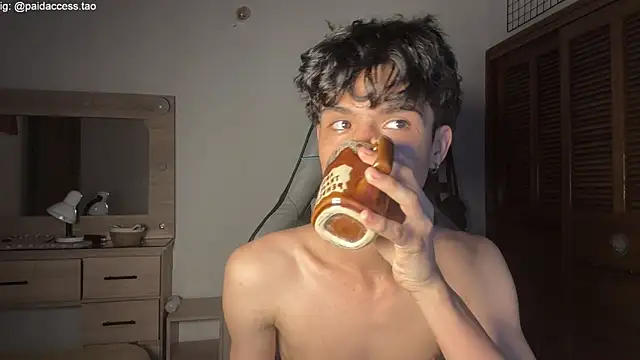 OopsAgain_ Live XXX-chat