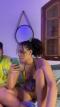 FreeIvy live XXX chat