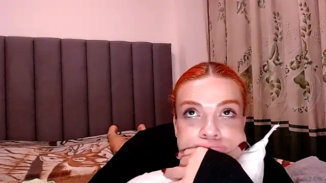 saara_johnson496のライブXXXチャット