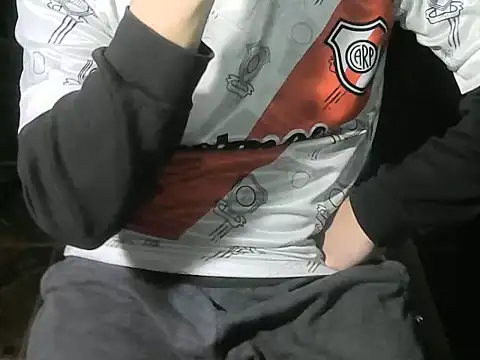 Chat +18 de OreCam ao vivo