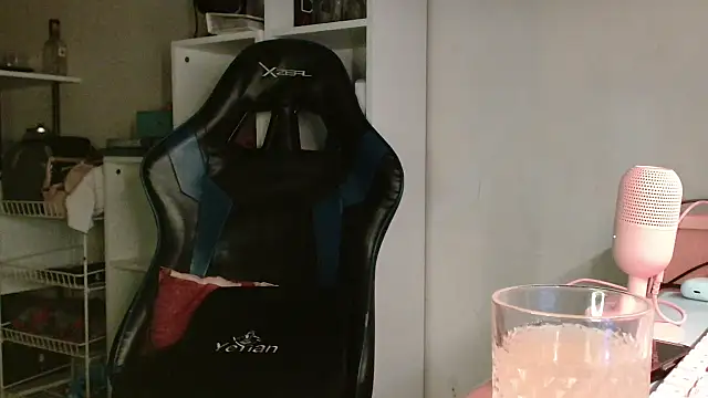 Chat +18 de SmokyDee ao vivo