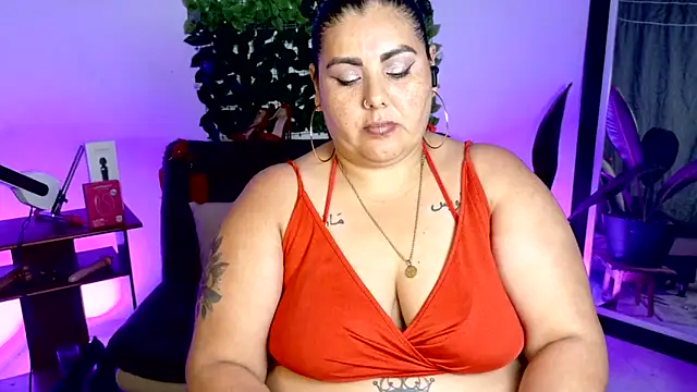 AndreaKinky Live XXX-chat