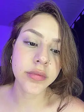 HayleyRoss_ Chat XXX in diretta