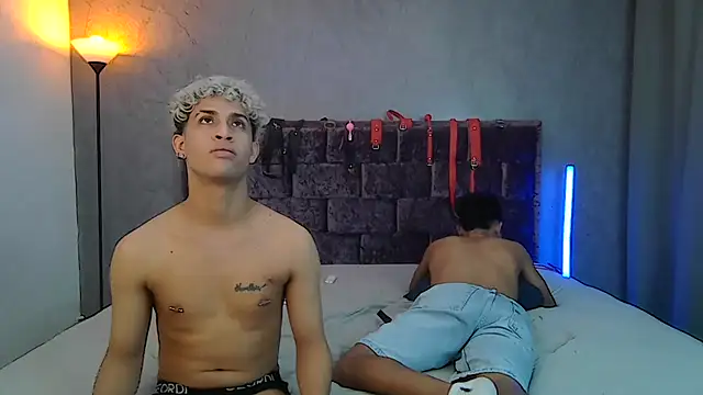 Czat XXX na żywo – Wild_Squad