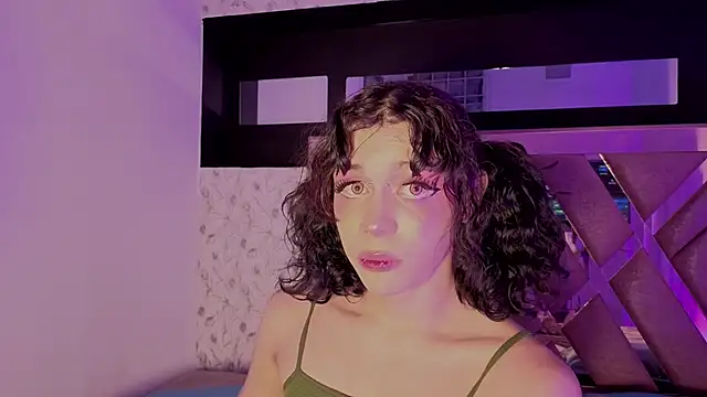 צ'אט XXX בשידור חי של pixy_20