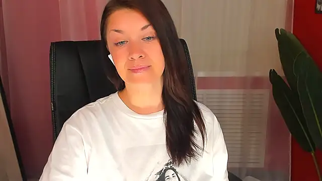 AnaMills' Live XXX Chat