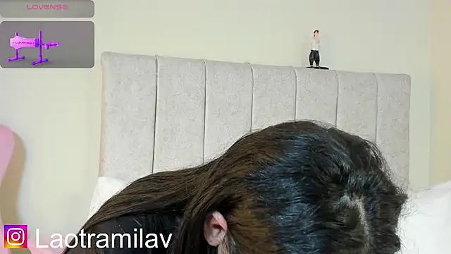 MilaVelour – Naživo XXX chat