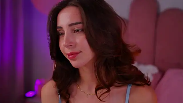 ElsaYoung – Naživo XXX chat