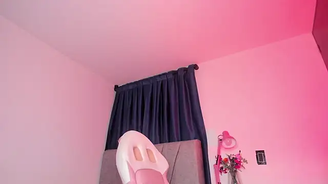 perla7777 Chat XXX in diretta
