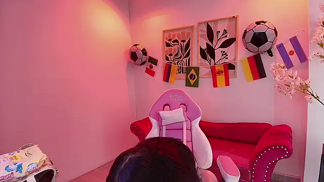 Miia__owens XXX чат на живо