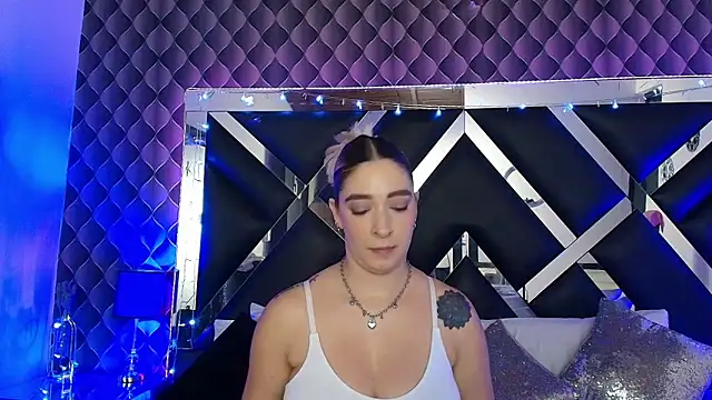 victoriaa_lee_'s Live XXX Chat