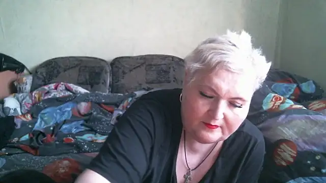 Lana555 élő XXX-chatje
