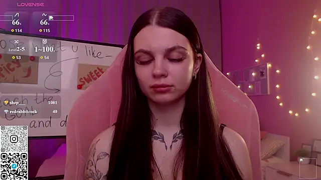 Michela_Fruet: онлайн-секс-чат