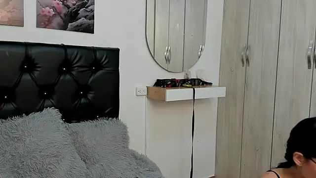 pinky_f00x Chat XXX live