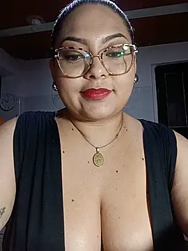 แชท XXX สดของ Anna_Lucia88