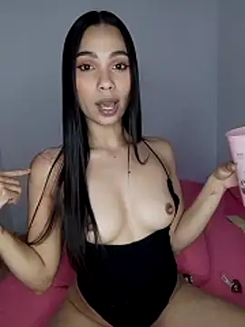 צ'אט XXX בשידור חי של iamemmablake