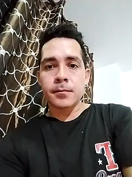 Czat XXX na żywo – Gabriel_leon33