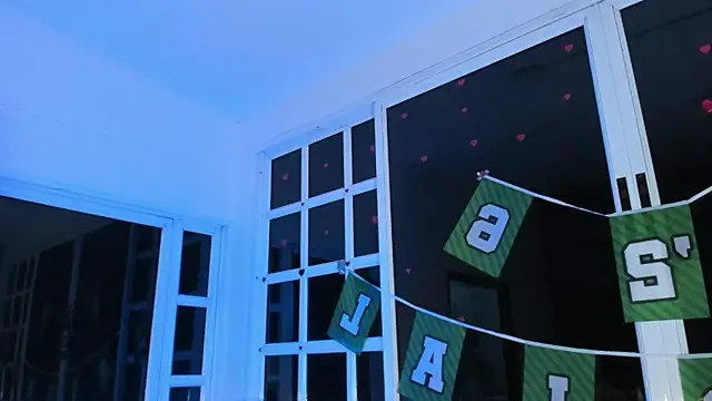 Chat +18 de ReiAyanamy ao vivo