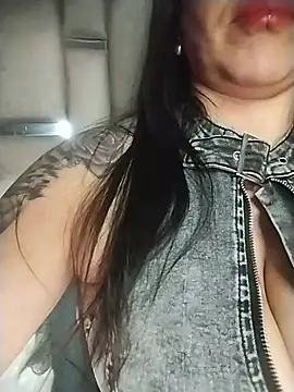 chelaqueen_ Chat XXX in diretta