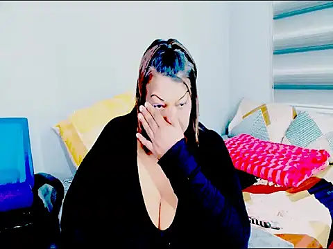 Sassy_Tassy's Live XXX Chat