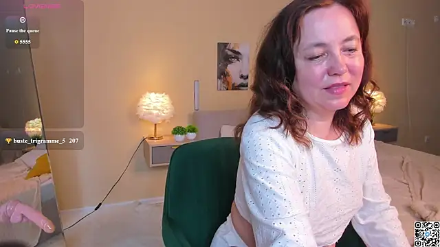 Kira_AdlerのライブXXXチャット
