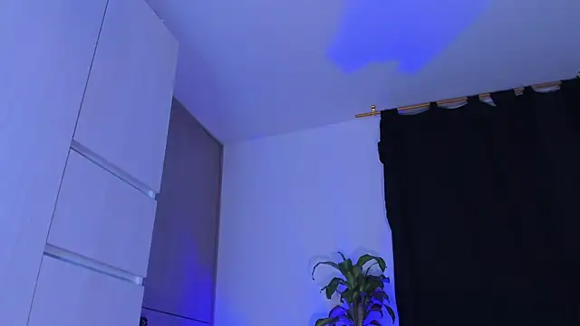 thaddeus_kingのライブXXXチャット
