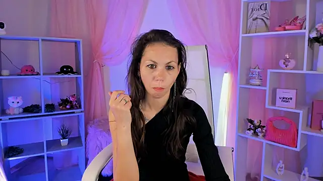 TrasyMorris live XXX chat