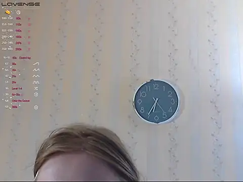 LustfulSarah 现场XXX聊天