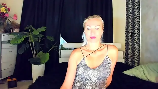 VainEnchantress Chat XXX in diretta