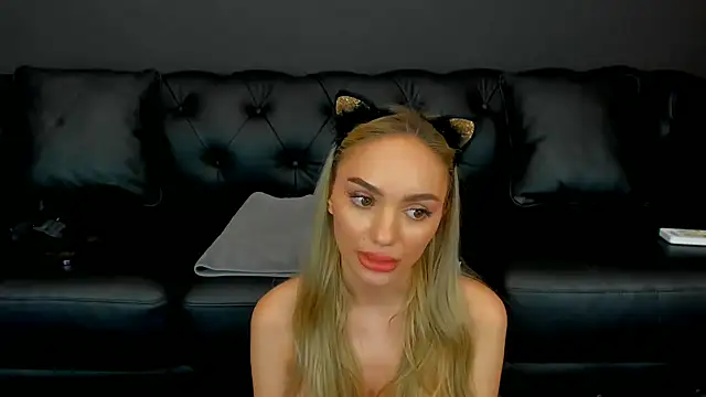 Chat +18 de HaleySweet18 ao vivo