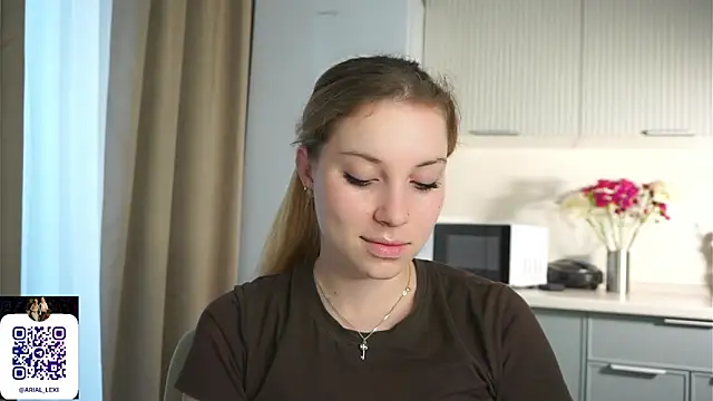 Sairallyn's Live XXX Chat