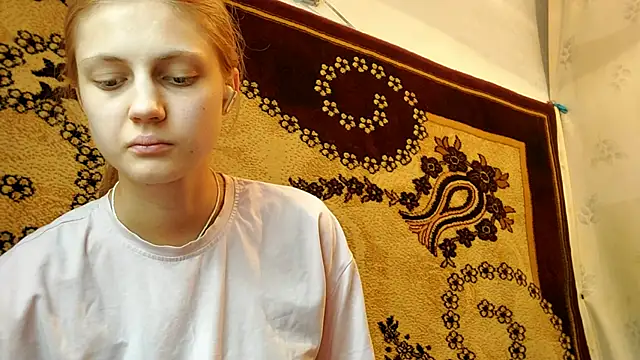 LunaLaday XXX чат на живо