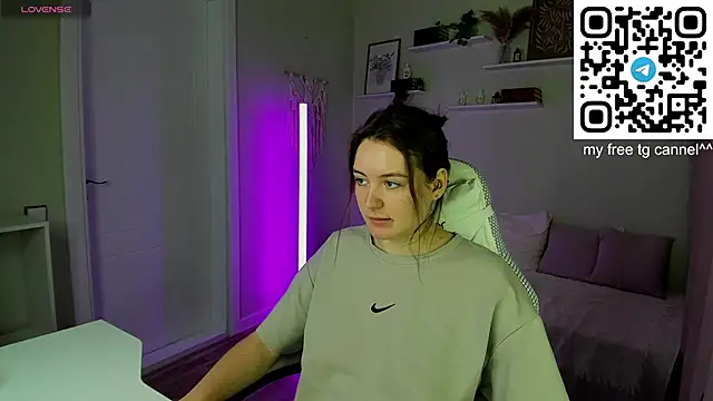 Laura_CollinsS 即時 XXX 聊天