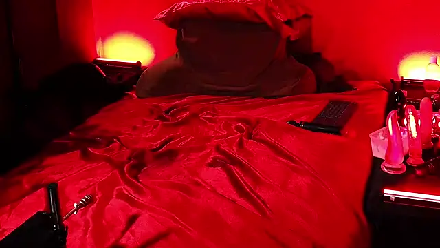 Онлайн чат XXX JenniferCD