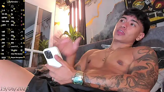 Ftm_xxxperiencie Live XXX Chat