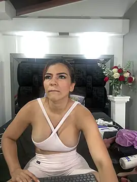Chat +18 de Arianna_Jones1 ao vivo