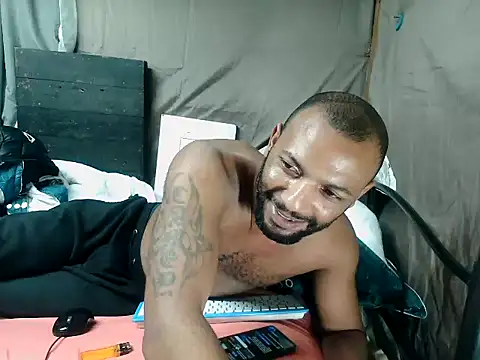 Chatroom XXX en direct de Camodick