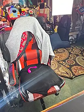 XXX chat uživo modela VelvetDiablo